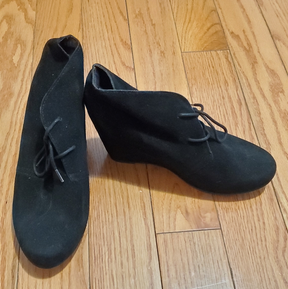 Pledged Heels